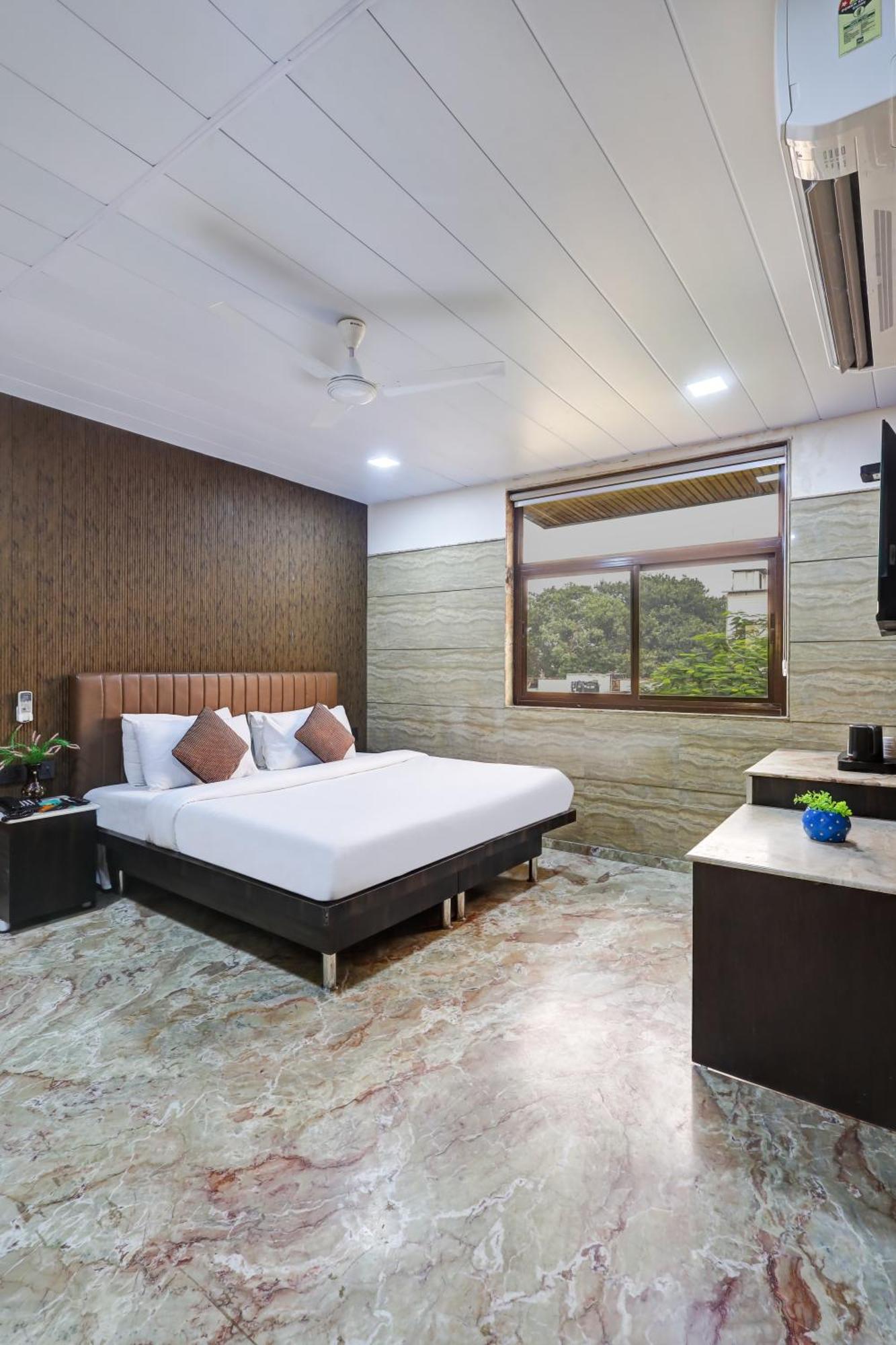 Hotel Singh Palace Delhi  Dış mekan fotoğraf