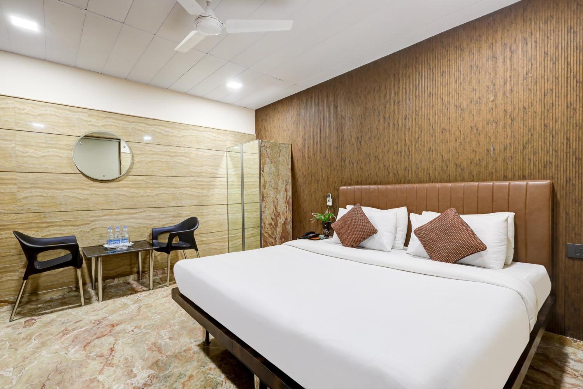 Hotel Singh Palace Delhi  Dış mekan fotoğraf