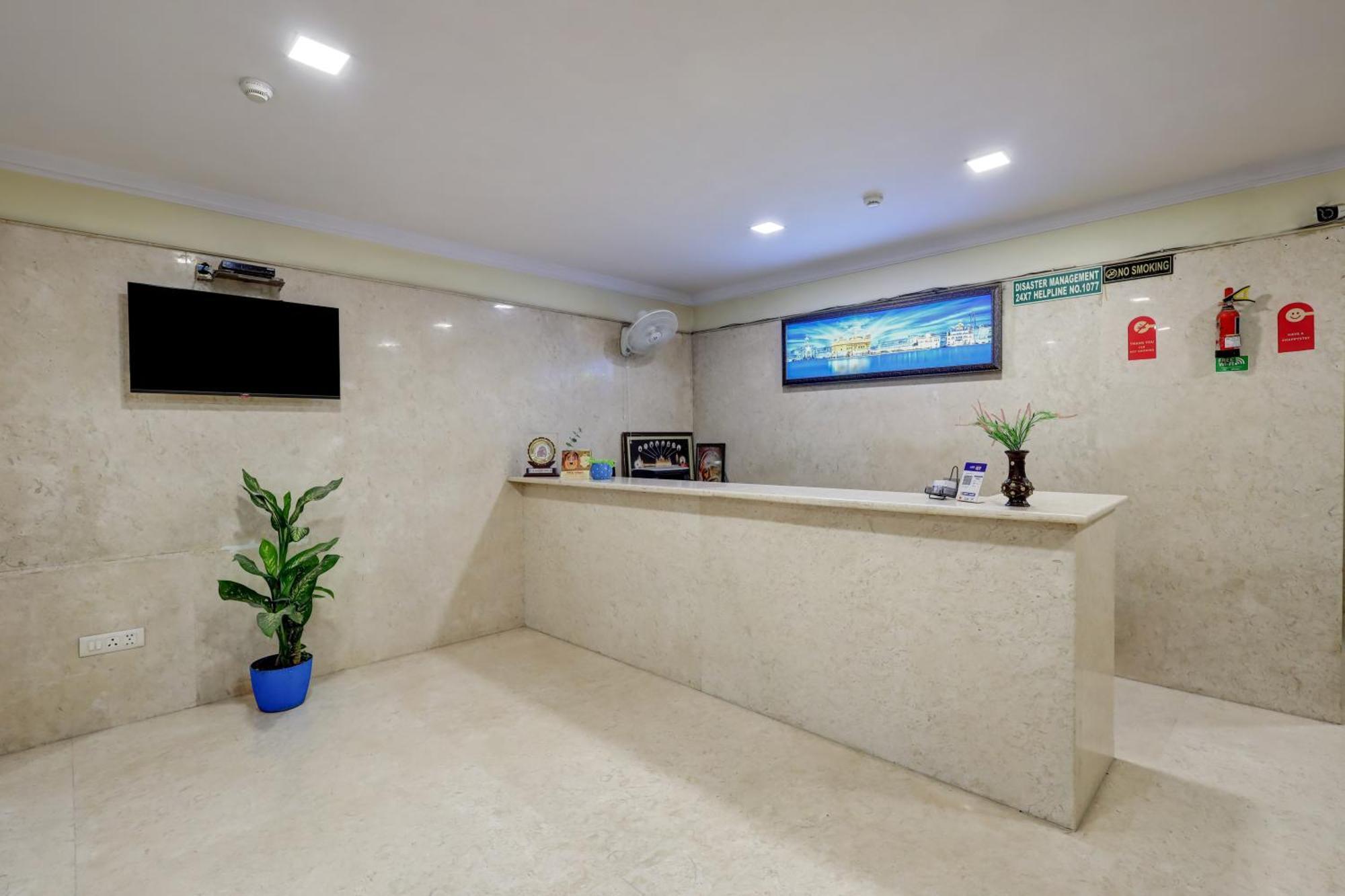 Hotel Singh Palace Delhi  Dış mekan fotoğraf