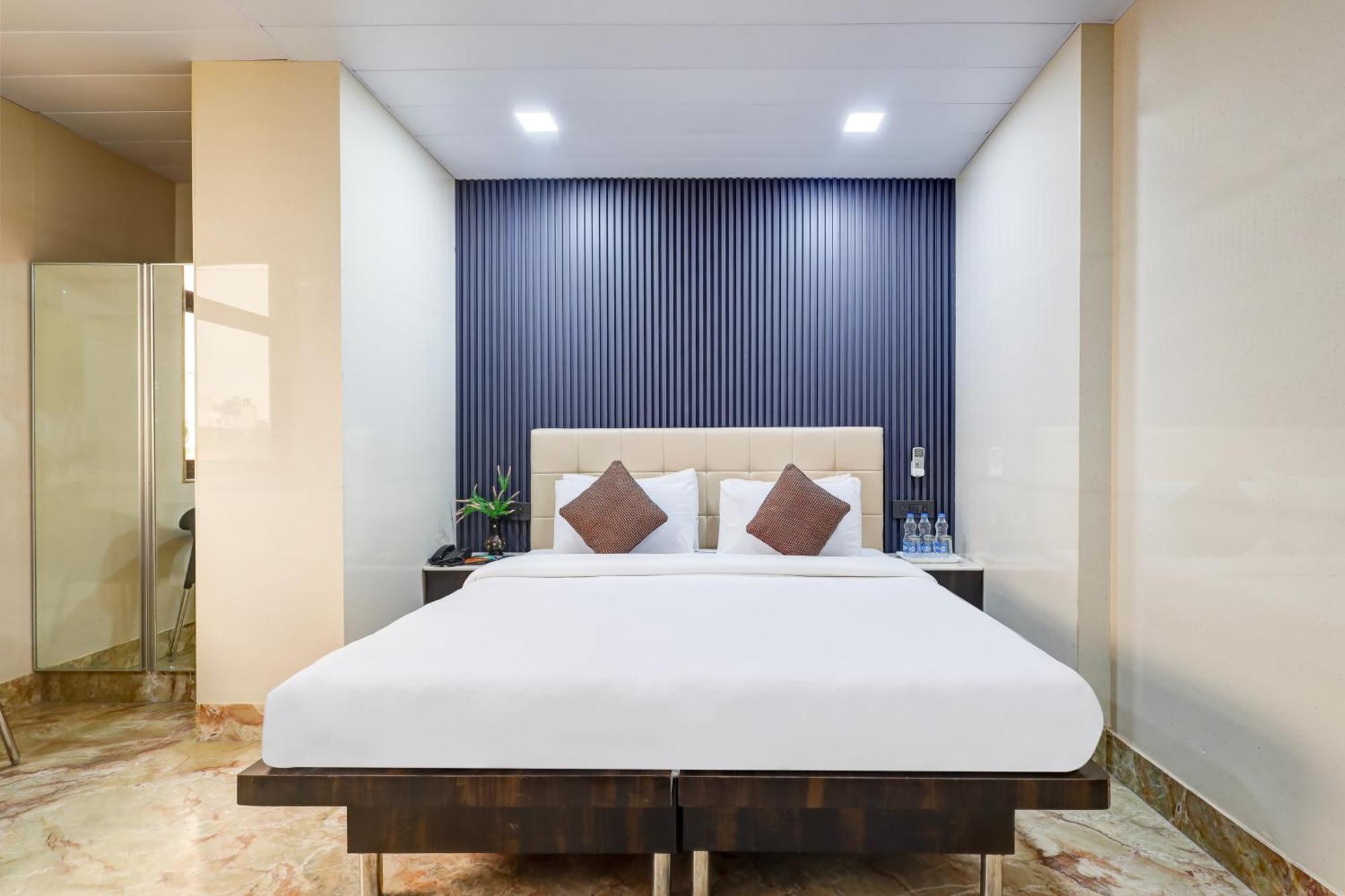 Hotel Singh Palace Delhi  Dış mekan fotoğraf