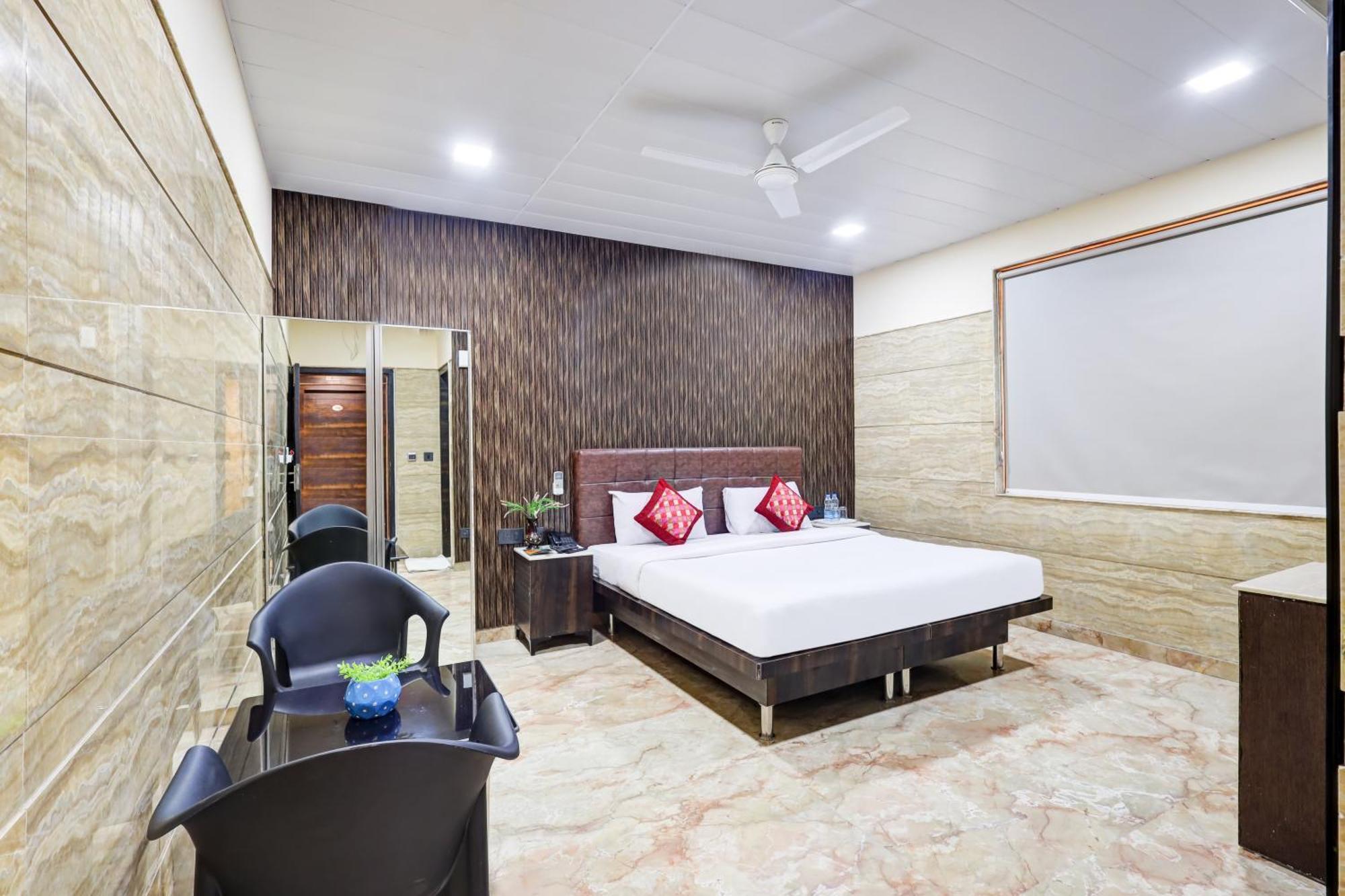 Hotel Singh Palace Delhi  Dış mekan fotoğraf